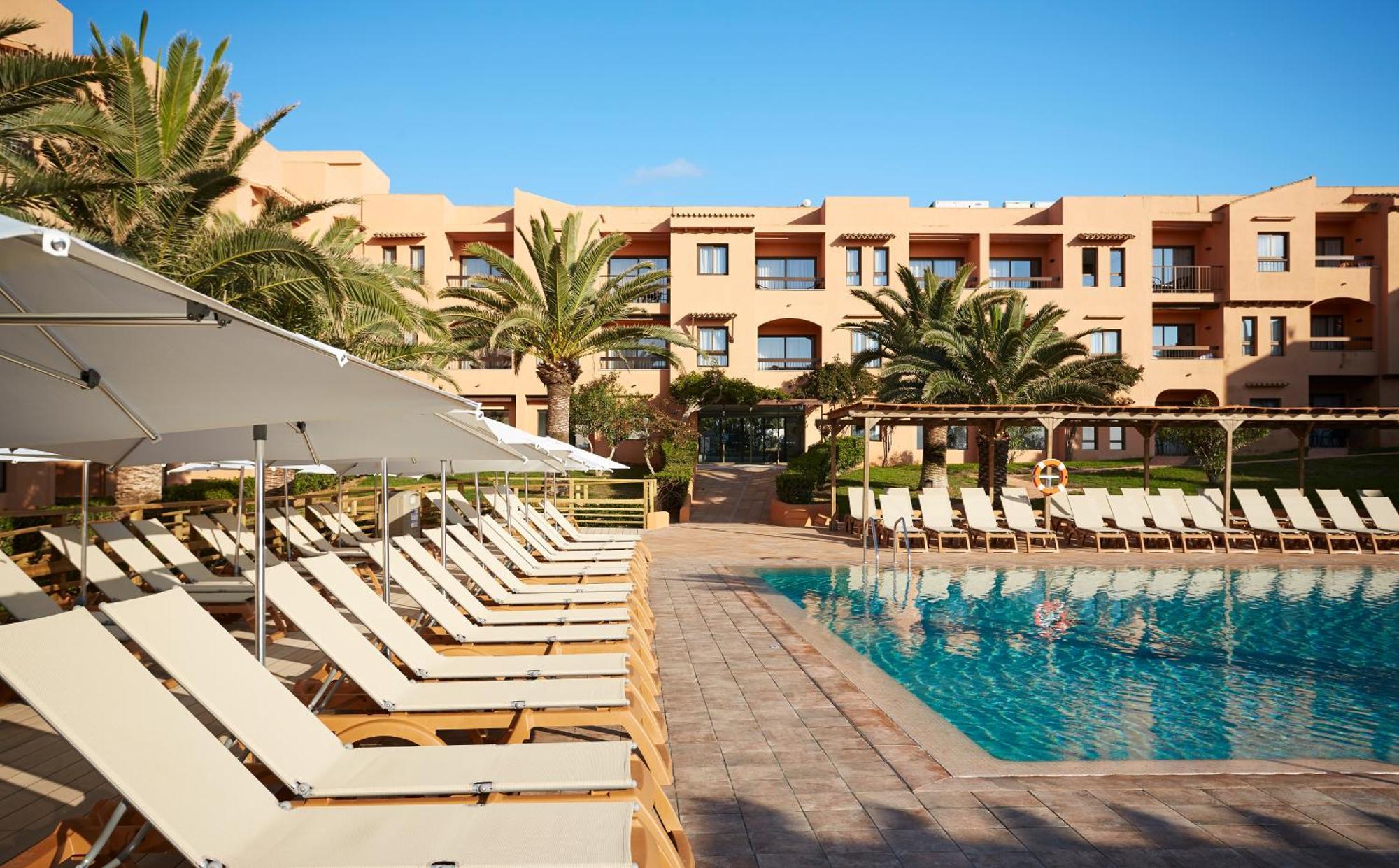 Insotel Club Tarida Playa Sant Josep de sa Talaia Ngoại thất bức ảnh