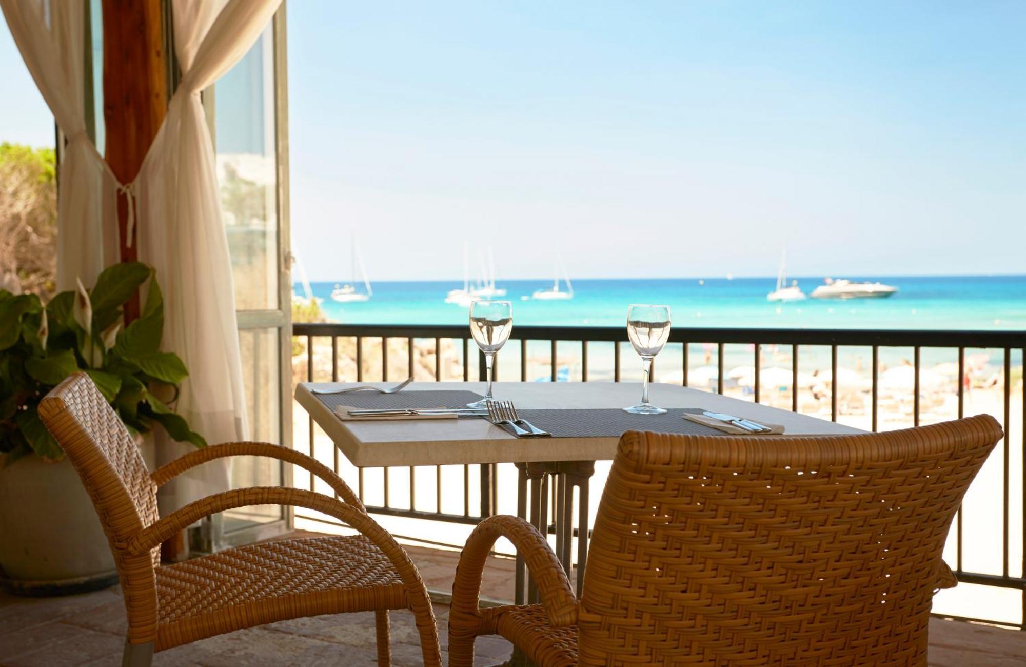 Insotel Club Tarida Playa Sant Josep de sa Talaia Ngoại thất bức ảnh