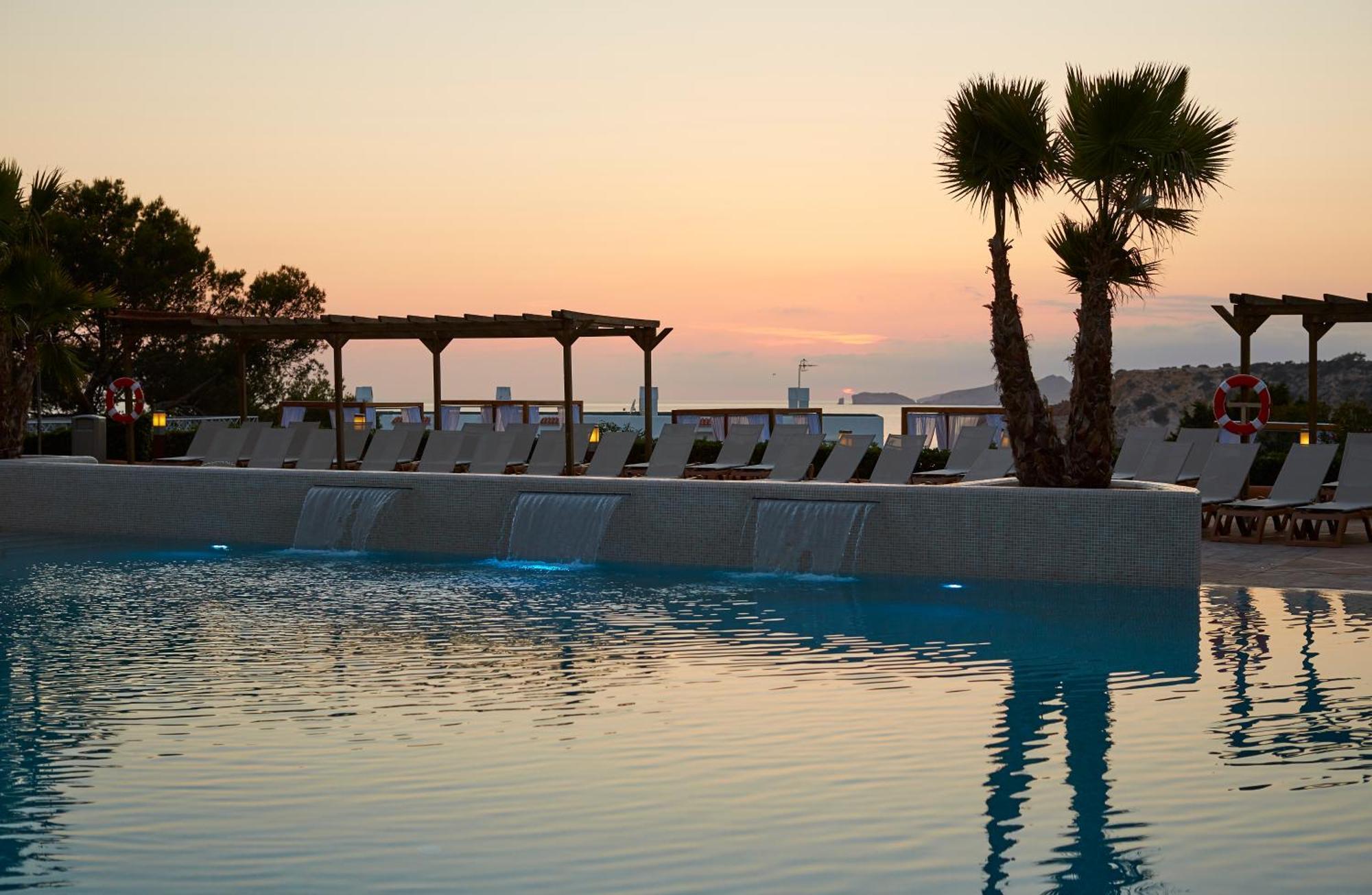 Insotel Club Tarida Playa Sant Josep de sa Talaia Ngoại thất bức ảnh